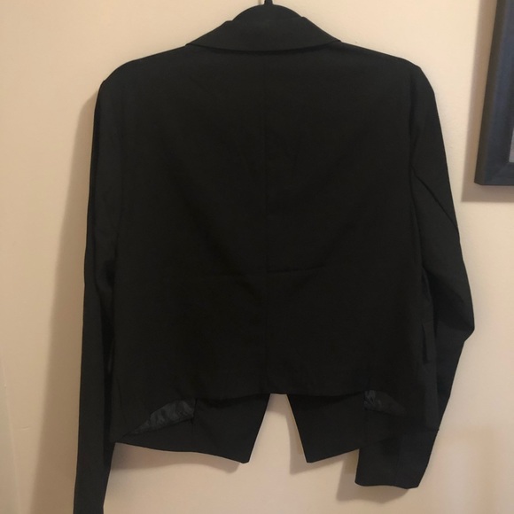 Cropped blazer - Picture 2 of 2